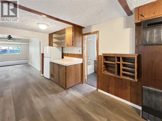 311 WATERFRONT Avenue Princeton, British Columbia in Houses for Sale in Penticton - Image 9
