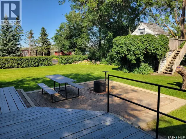 33 Main STREET Willow Bunch Rm No. 42, Saskatchewan in Houses for Sale in Moose Jaw - Image 39
