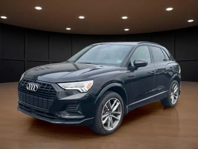 2021 Audi Q3 45 Komfort PRICED TO MOVE! BACKUP CAM! CALL NOW!