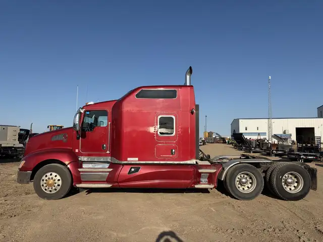 2013 KENWORTH T660 in Heavy Trucks in Saskatoon - Image 10