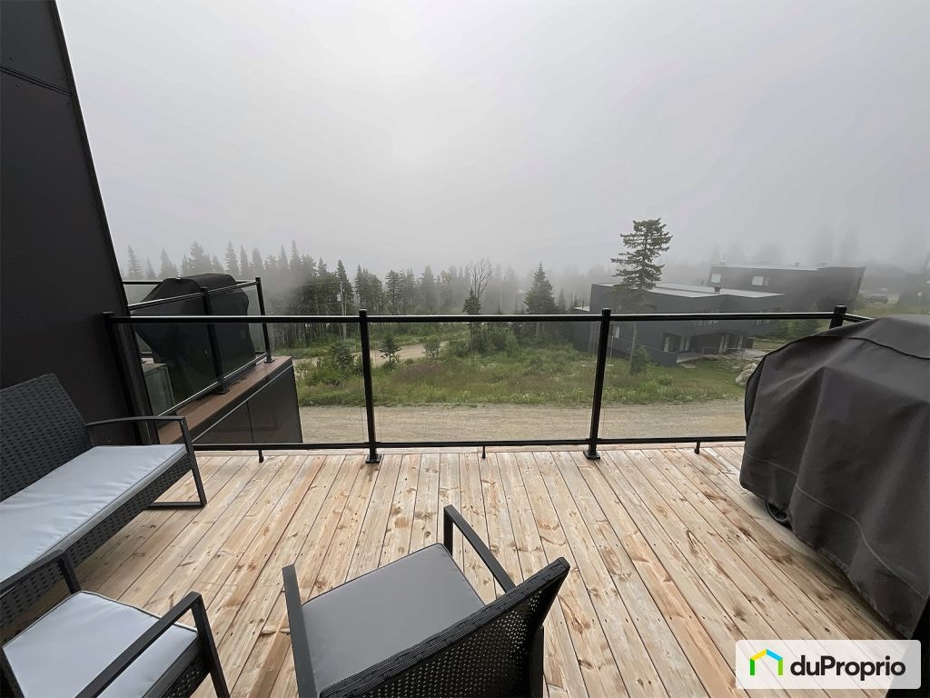 $675,000 - Price Taxes Not Included - Cottage for sale — photo 2