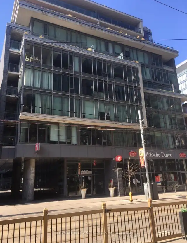 Torontos The Place 1 Bathrooms 1 Bedrooms Bathurst St and King S62864384393475120