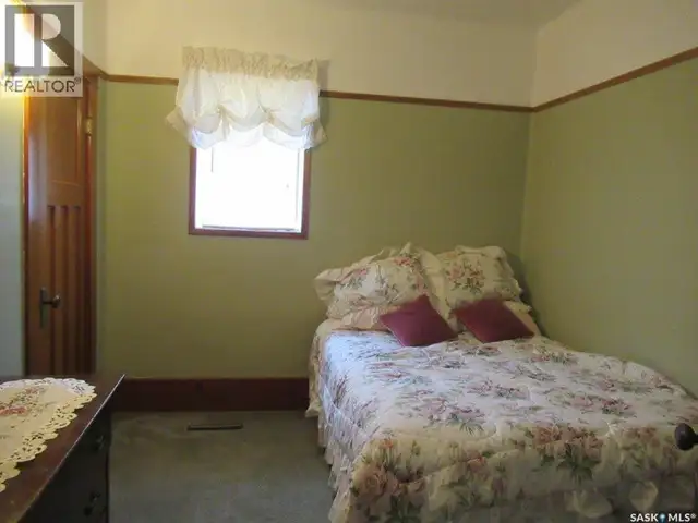 207 2nd AVENUE W Smiley, Saskatchewan in Houses for Sale in Saskatoon - Image 31