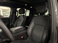 ... Engine: Moteur à 4 cylindres 2.0l L/100Km City: 13.2 L/100Km Hwy: 11.9 Safety Equipment Poutres... (image 7)