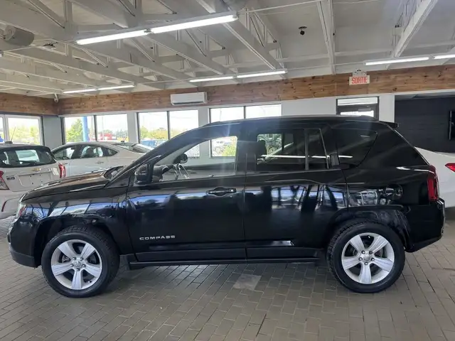 2016 Jeep Compass 4WD 4dr High Altitude in Cars & Trucks in Longueuil / South Shore - Image 3