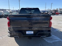 One Owner, 5.3L, Z71-Off Road Pkg W/Factory 2" Lift, Hard Tri-Fold Cover, Off-Road High Clearance St... (image 4)