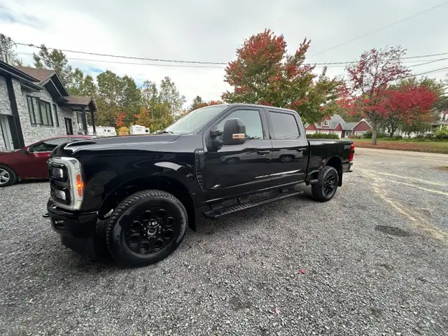 FORD F350 2024
