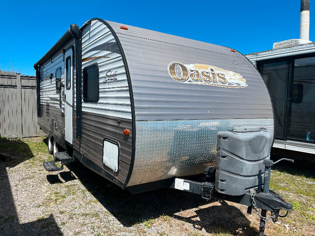 2014 SHASTA OASIS 29FT BUNKS SLEEPS 8 ONLY $13,900 in Travel Trailers & Campers in Oshawa / Durham Region