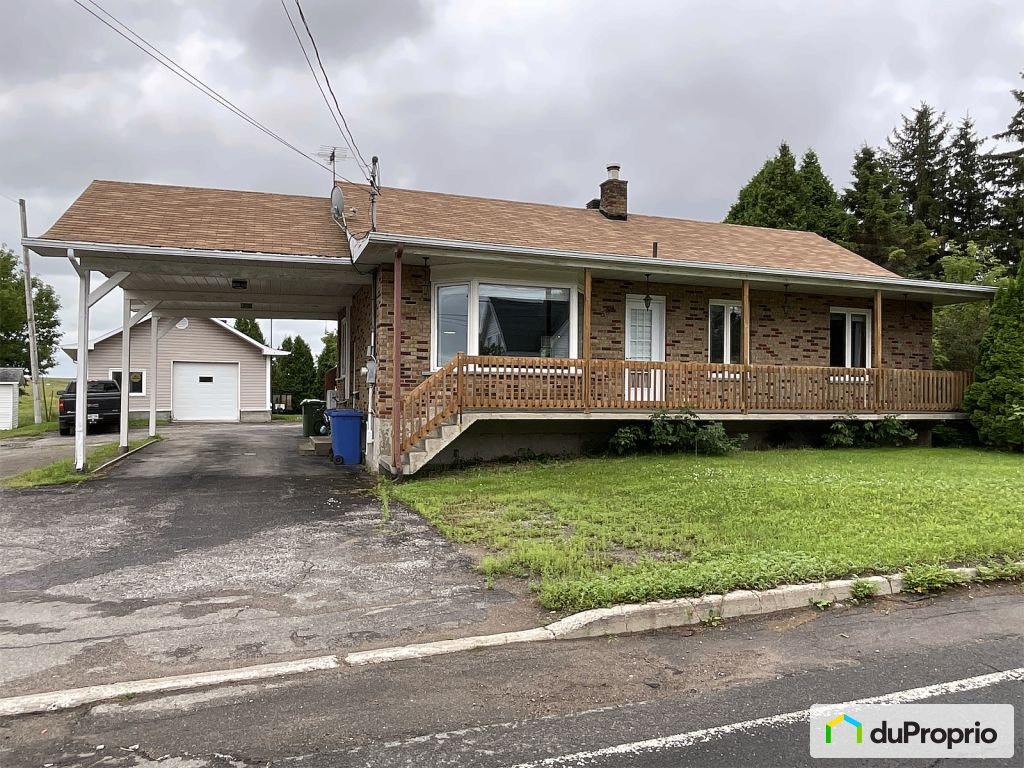 $429,500 - Bungalow for sale in Saint-Gédéon — photo 1