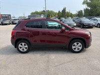 ONE OWNER | AWD | 2016 Chevrolet Trax LT Looking for an affordable, fuel-efficient SUV thats ready f... (image 5)