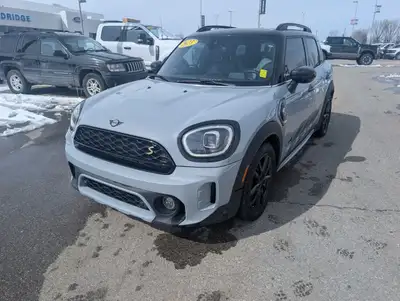 Power Liftgate, Aluminum Wheels, Streaming Audio, Park Assist, Proximity Key! This 2023 MINI Country...