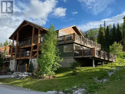 For more information, please click the Brochure button. A stunning top-floor condo that offers a bri...