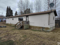 5205 45 ST Lodgepole, Alberta