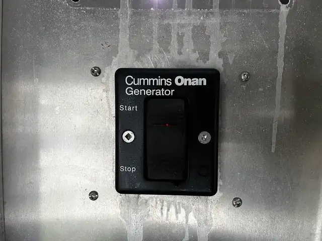 2005 Morgan Olson Workhorse 14 Foot Step Van with Shelving in Heavy Trucks in City of Montréal - Image 37