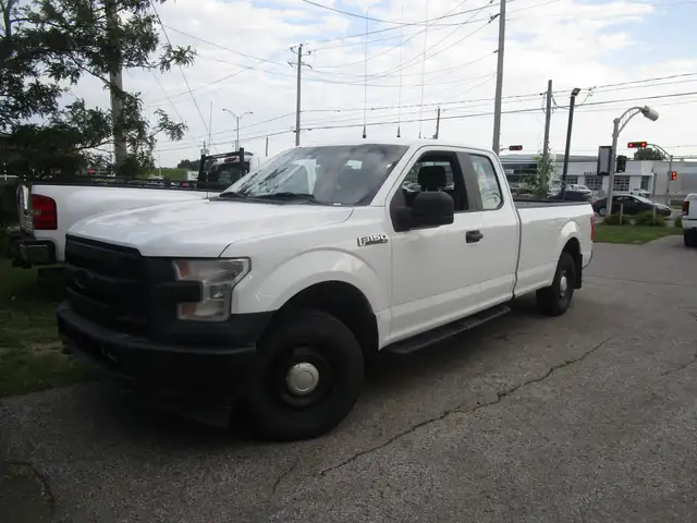 Ford F-150 XLT 5.0 L Engine 4WD Financing King Cab 4x4 Transmission