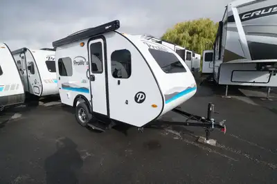 Welcome to Longhaul Trailer Sales Inc All electric super light weight fiberglass camper trailer! Thi...