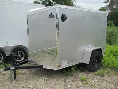LOCAL OWNER PURCHASED LAST FALL AND USED FOR MOVING BOXES 3 TIME'S 2KM'S EACH WAY TOTAL 12KMS USE, A...