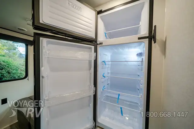 2026 Jayco Jay Flight SLX 210QBW in Travel Trailers & Campers in Kelowna - Image 12