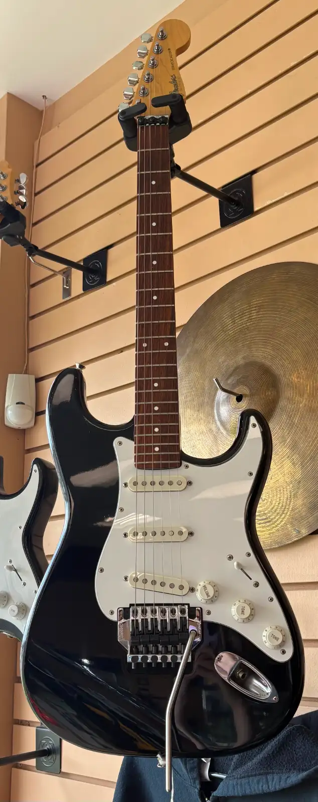 Vintage Japan-Made Fender Stratocaster Electric Guitar
