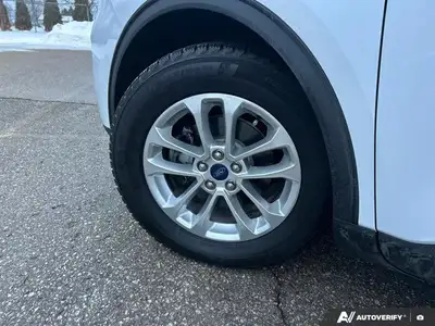 2022 Ford Escape SE | FWD | PUSH START | BACKUP CAM | CARPLAY, View more