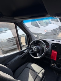 2019 Mercedes-Benz Sprinter 12 Passenger Van 3.0 V6 turbo diesel Price: $49,985 CAD Mileage: 183,591... (image 5)