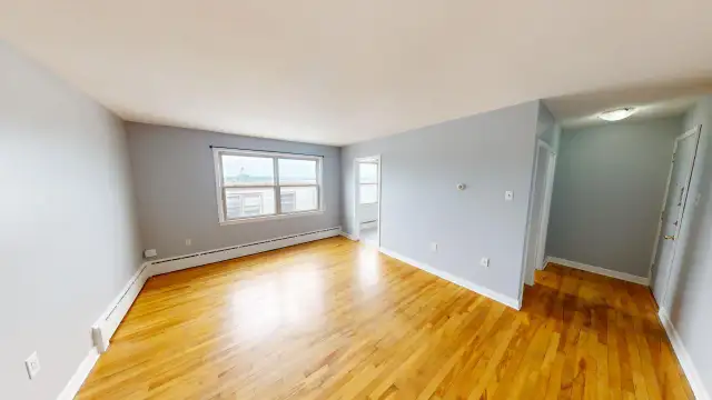 SPACIOUS TWO BEDROOM STEPS TO HYDROSTONE & HFX SHOPPING CENTRE! in Long Term Rentals in City of Halifax - Image 5