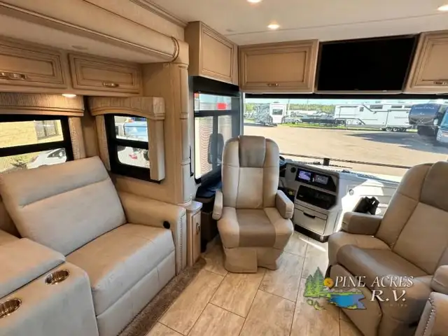 2023 Newmar Kountry Star 4037 Diesel Pusher 360 h.p. in RVs & Motorhomes in Moncton - Image 17