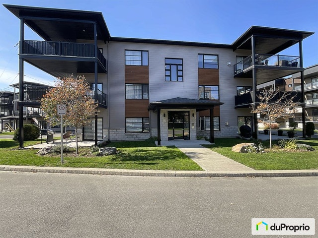 $387,000 - Condominium for sale in Granby — photo 1