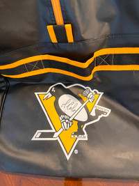 MARIO LEMIEUX  AUTO GRAPHED HOCKEY BAG