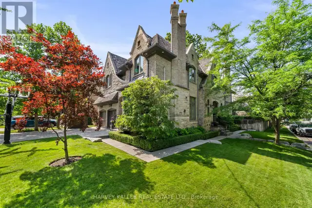 6 Vesta Drive Toronto (Forest Hill South), Ontario, photo 2 of 4