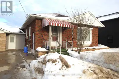 Welcome home to this beautifully finished, newly completed 2-bedroom, 2-bath main-floor rental in a...