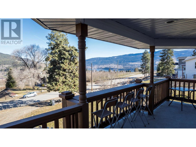 2075 Amundsen Road Lake Country, British Columbia in Houses for Sale in Penticton - Image 4