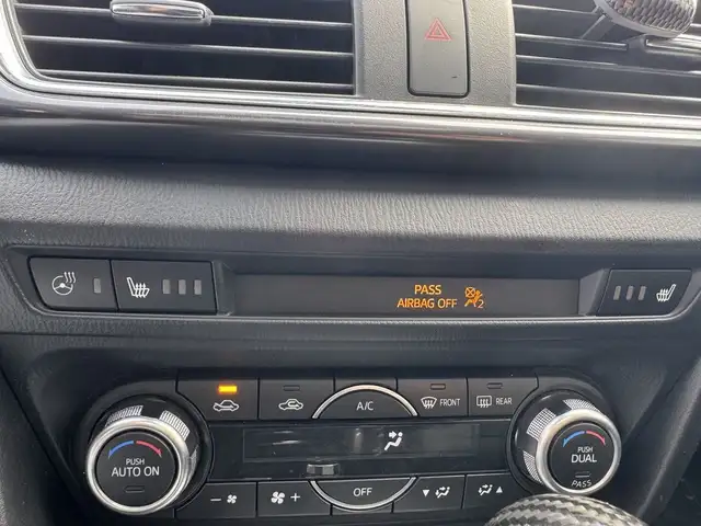 2018 Mazda Mazda3 GT Auto in Cars & Trucks in Longueuil / South Shore - Image 25