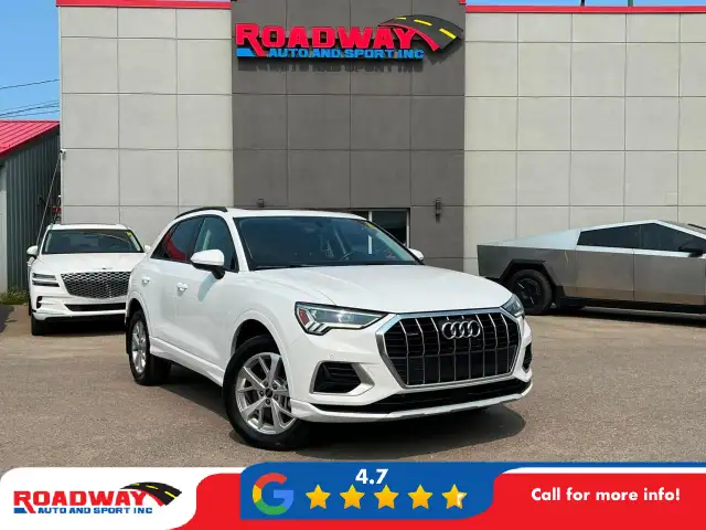 2025 Audi Q3 40 HEATED SEATS I LEATHER I PANAROMIC SUNROOF I...