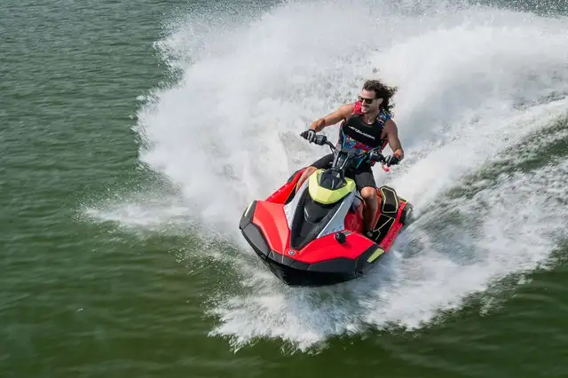 2026 Yamaha JetBlaster PRO 2-UP Imperial Red/Nightshade in Powerboats & Motorboats in Moose Jaw - Image 12