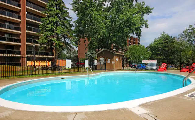 Apartment for Rent at Silvercreek Parkway, Guelph in Long Term Rentals in Guelph - Image 11