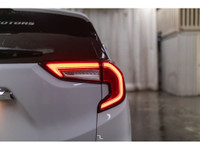 **ONE OWNER - MECHANICALLY CERTIFIED** 58,204 KM This 2022 GMC Terrain AWD SLT is powered by a turbo... (image 8)