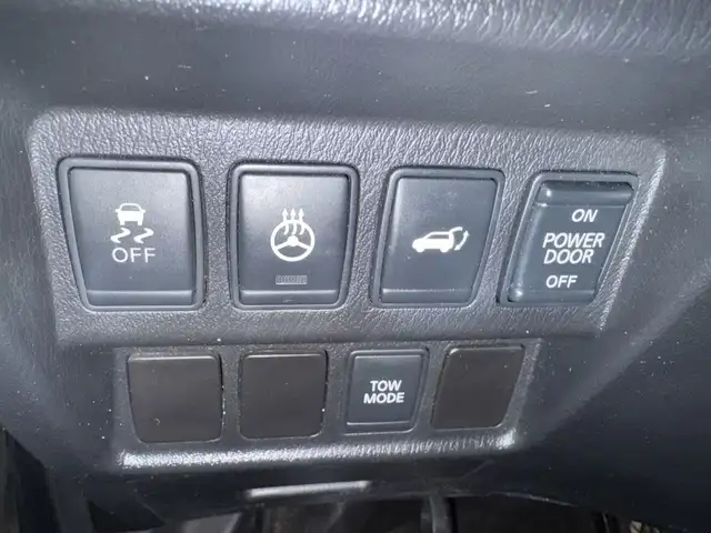 2014 Nissan Pathfinder 2WD 4dr SL in Cars & Trucks in Longueuil / South Shore - Image 22