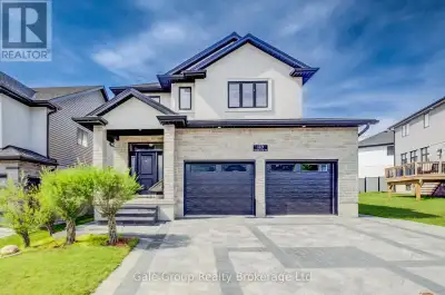 Welcome to this exceptional two-storey family home located in one of Woodstock's most desirable nort...