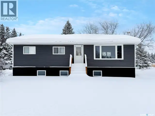 210 1st STREET W Meath Park, Saskatchewan in Houses for Sale in Meadow Lake - Image 28