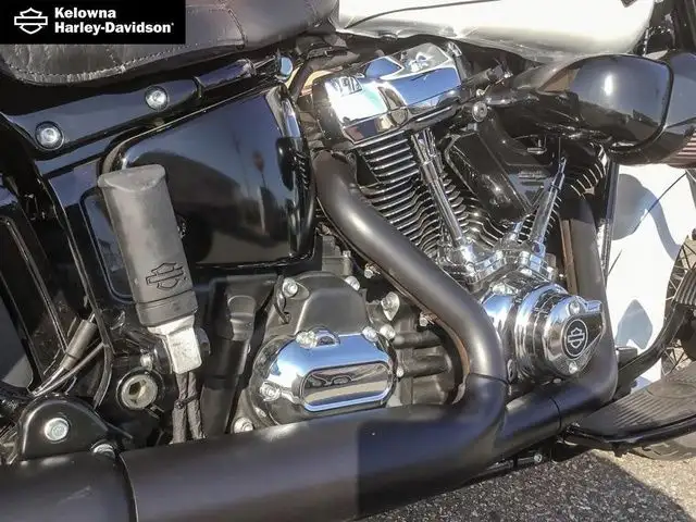 2025 Harley-Davidson Softail FLHC - Heritage Classic in Street, Cruisers & Choppers in Kelowna - Image 19