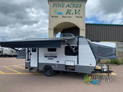 KZ Sportsmen Classic expandable 160RBT highlights: Booth Dinette Aqualon Edge Tent Material Exterior...