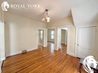 ** OPEN 24/7 - CALL: 437-561-9900 ** 3 Bedrooms + Den, 2 Bathrooms, Near Parks, Public Transportatio... (image 6)