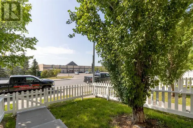 36, 300 Marina Drive Chestermere, Alberta62863797401858122