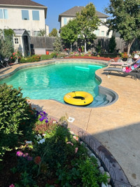 River Park South Gem  pool/hottub/bbq area