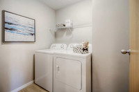 Broadstreet's Trailside offers 1, 2, and 3 bedroom pet friendly apartments for rent in Skyview Ranch... (image 8)
