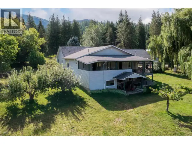 7630 97A Highway Mara, British Columbia in Land for Sale in Kamloops - Image 17