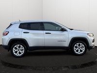 Cloth Low-Back Bucket Seats, Heated Front Seats, 8.4 Touchscreen Display, Apple Carplay, Google Andr... (image 5)