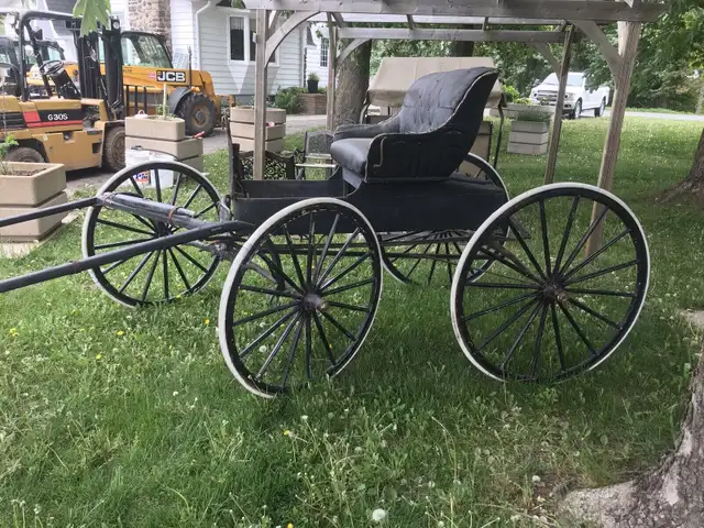 Calèche antique pour cheval in Arts & Collectibles in Drummondville - Image 2