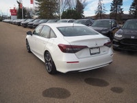 Honda Sensing. Remote Start. Navigation. Sunroof. Heated Steering. Heated Seats. Back-up Cam. Blueto... (image 2)